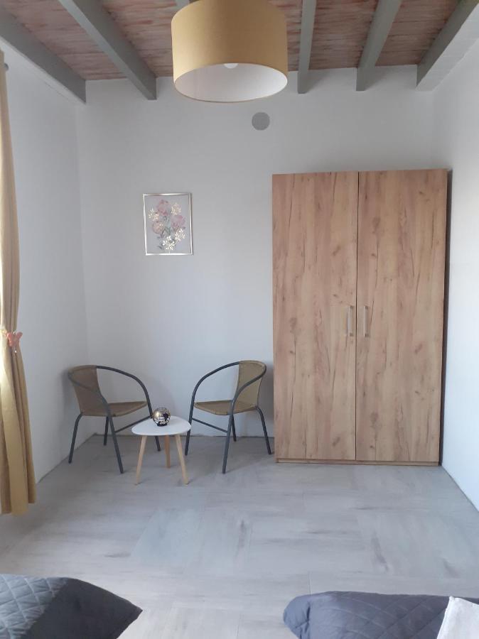 Apartamenty Roza Wiatrow Solec-Zdrój Esterno foto